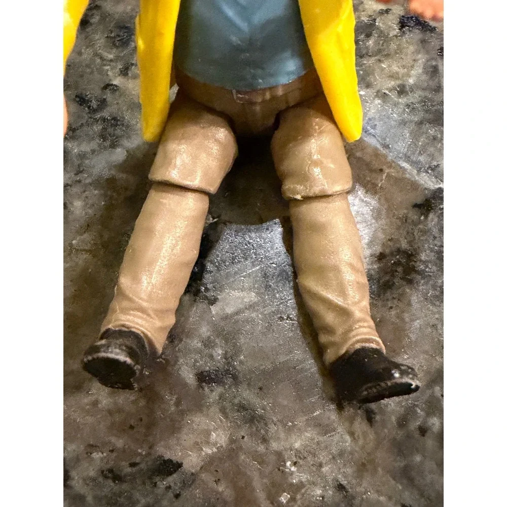 Mattel Jurassic Park Dennis Nedry Action Figure Yellow Raincoat Legacy Figure